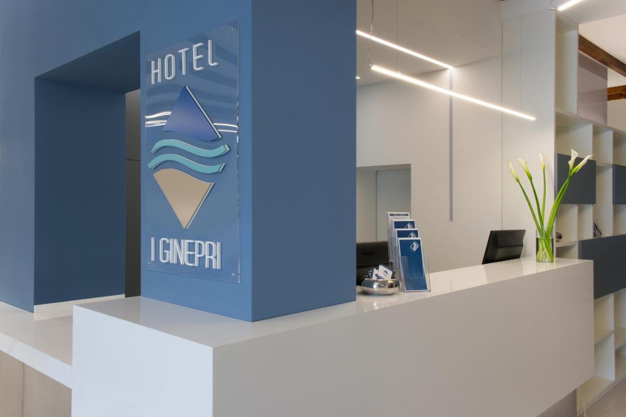 Hotel I Ginepri Марина-ди- Кастаньето Экстерьер фото